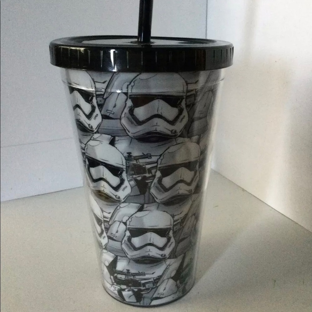 NWT Star Wars Storm Troopers 6” Tumbler with Lid and Straw
